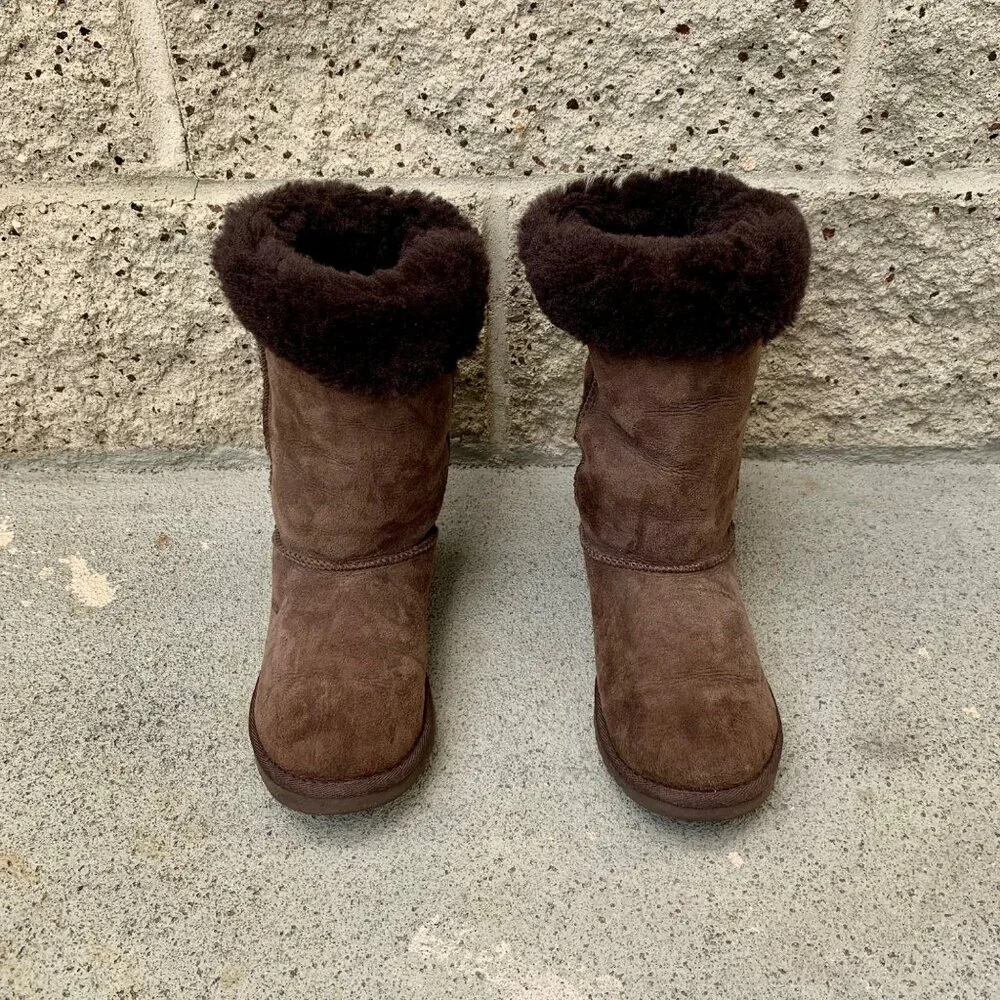 UGG AUSTRALIA Classic Tall Shearling Boots Kids 3 Euro 33 11